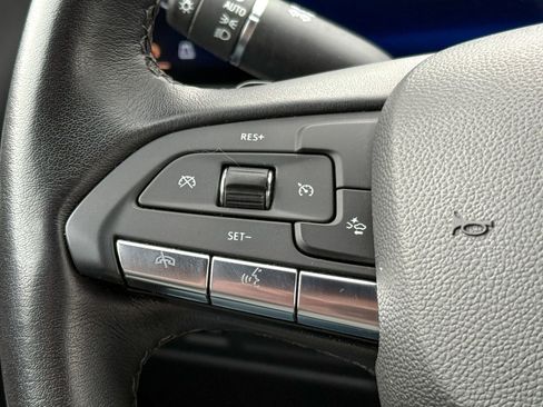 Certified 2024 Cadillac XT4 Premium Luxury image 25