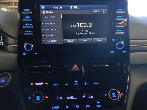 Used 2020 Hyundai Ioniq Blue FWD image 25
