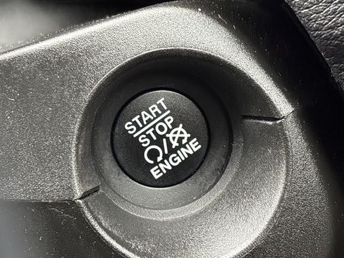 Certified 2020 Jeep Compass Limited image 32