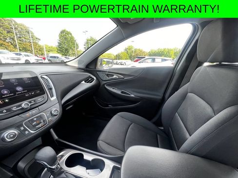 Used 2024 Chevrolet Malibu LS w/ Driver Confidence Package FWD image 10