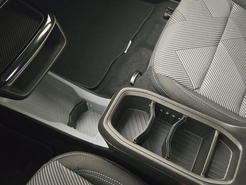 New 2027 Chevrolet Bolt LT w/ Comfort Package FWD image 20