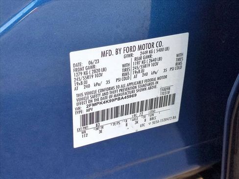 Used 2023 Ford Edge Titanium image 20