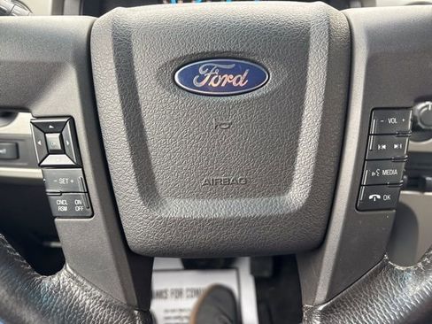 Used 2012 Ford F150 Lariat w/ Lariat Chrome Pkg image 14