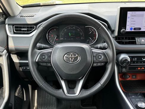 Used 2024 Toyota RAV4 Adventure image 16