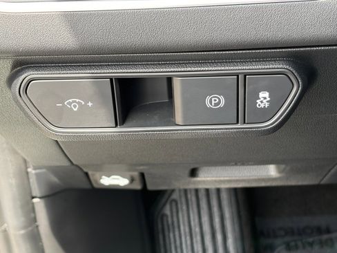 Certified 2025 Kia K4 GT-Line w/ GT-Line Premium Package image 19