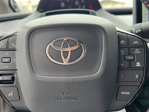 New 2026 Toyota Prius Plug-In Hybrid FWD image 30