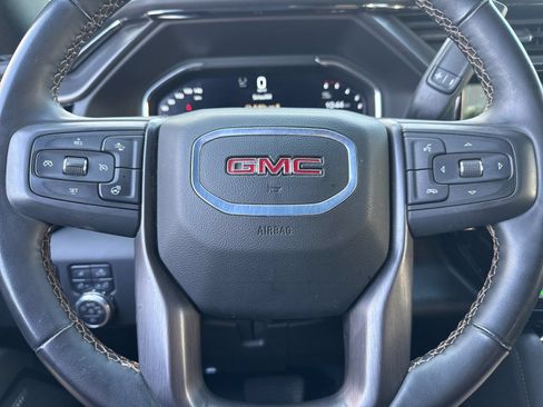 Used 2025 GMC Sierra 2500 AT4 w/ Technology Package AWD/4WD image 26