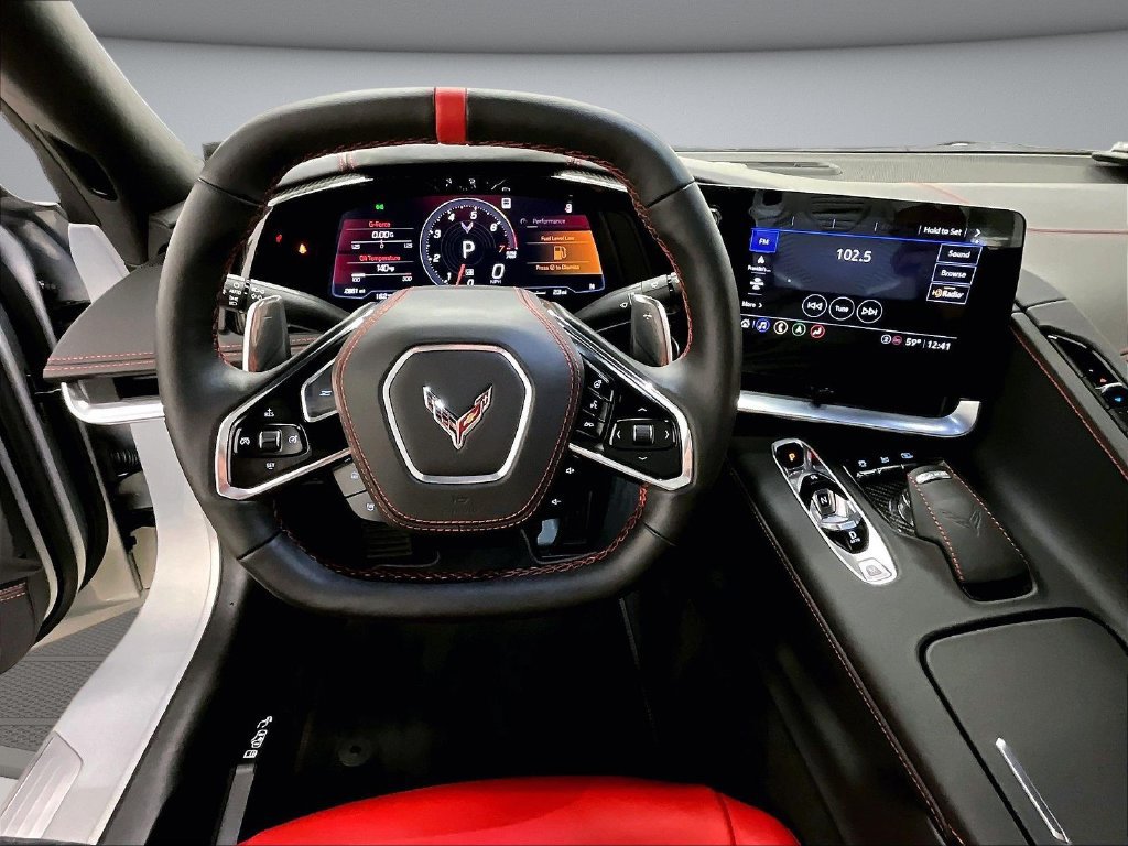 Used 2022 Chevrolet Corvette Stingray Premium Cpe w/ Z51 Performance Package RWD image 8