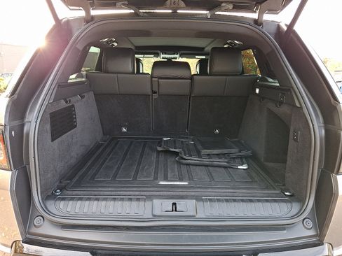 Used 2022 Land Rover Range Rover Sport HSE Dynamic image 27