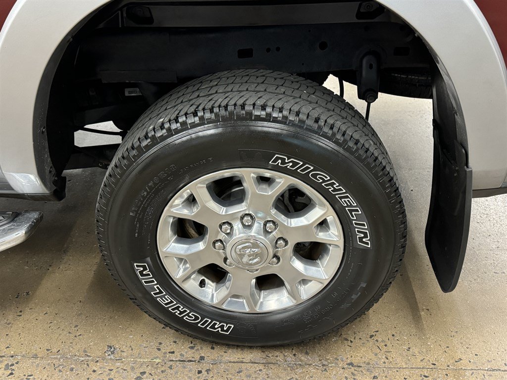 Used 2021 RAM 2500 Laramie AWD/4WD image 9