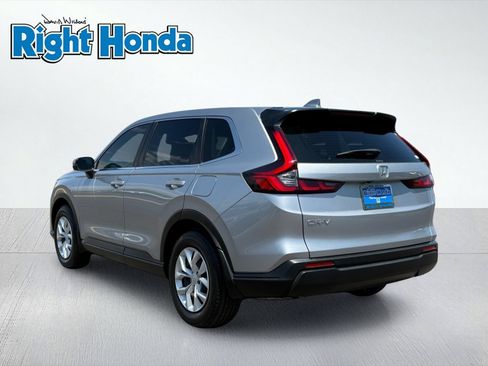 Used 2024 Honda CR-V LX image 5