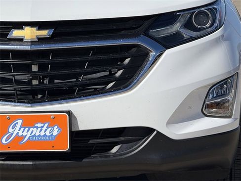 Certified 2021 Chevrolet Equinox LT image 9