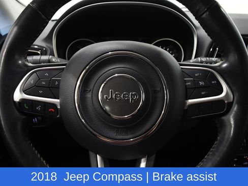 Used 2018 Jeep Compass Limited AWD/4WD image 11