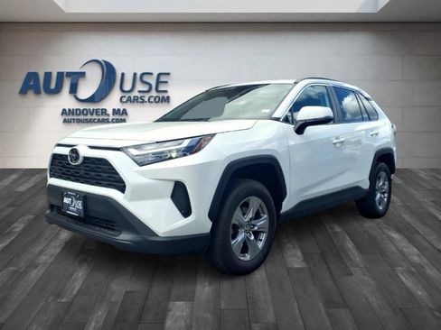 Used 2024 Toyota RAV4 XLE AWD/4WD image 1