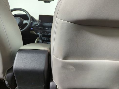 Certified 2024 Honda Accord EX image 31