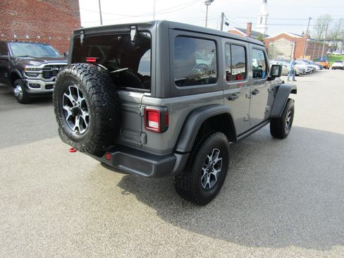 Used 2019 Jeep Wrangler Unlimited Rubicon AWD/4WD image 3