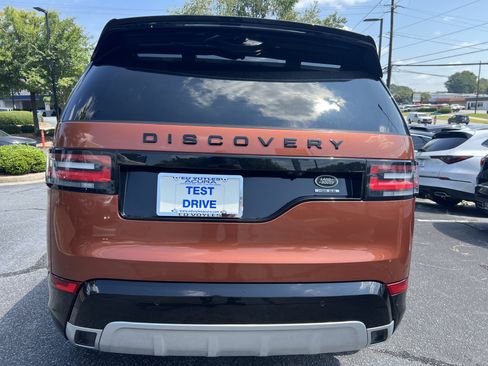 Used 2020 Land Rover Discovery HSE AWD/4WD image 4