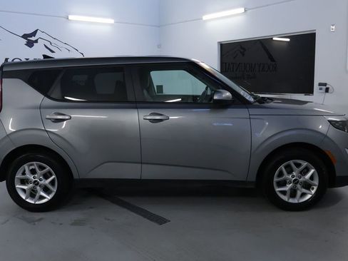Used 2023 Kia Soul LX w/ Option Group 015 image 8