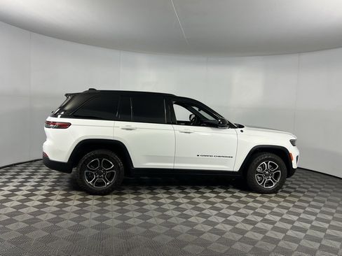 Used 2023 Jeep Grand Cherokee Trailhawk w/ Advanced Protech Group II image 5