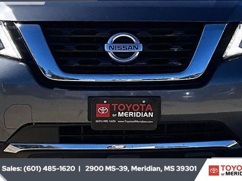 Used 2020 Nissan Pathfinder SV w/ Cargo Package image 21