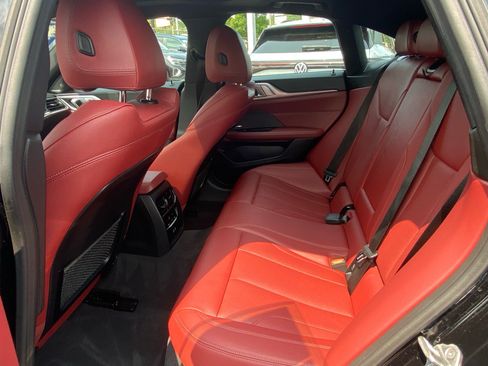 Used 2023 BMW i4 eDrive35 RWD image 19