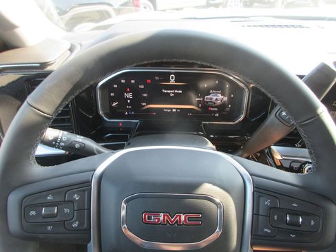 New 2026 GMC Sierra 1500 SLE AWD/4WD image 17