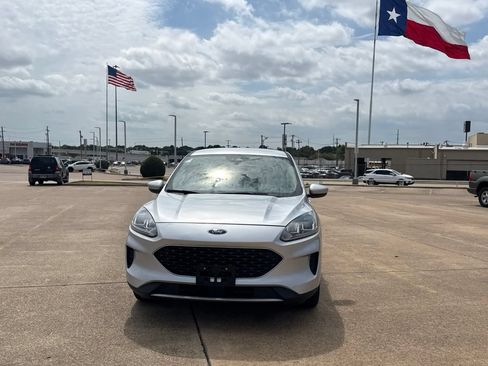 Used 2020 Ford Escape SE FWD image 5