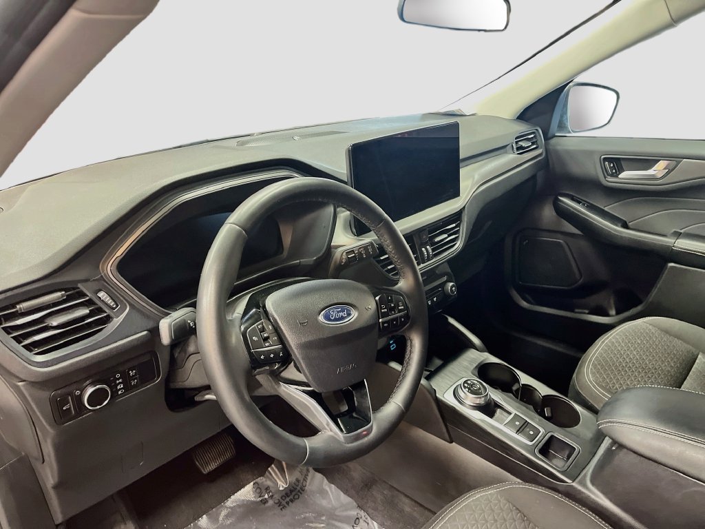 Used 2023 Ford Escape Active w/ Tech Pack #2 FWD image 9