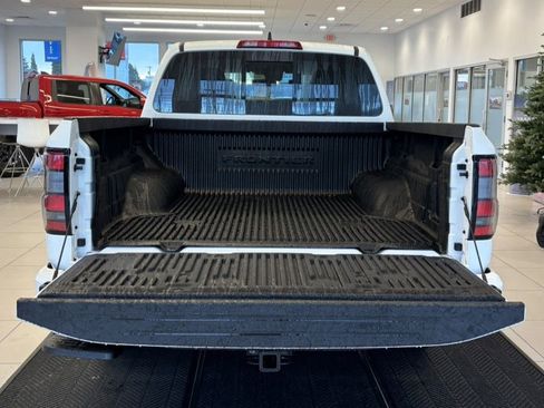 New 2026 Nissan Frontier SV w/ All-Weather Content Package AWD/4WD image 9