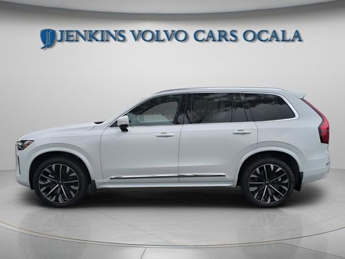New 2026 Volvo XC90 B6 Plus w/ Protection Package Premier image 5