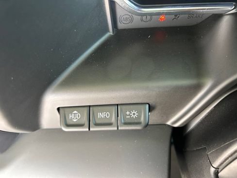 Used 2024 GMC Sierra 1500 AT4 w/ Technology Package AWD/4WD image 24