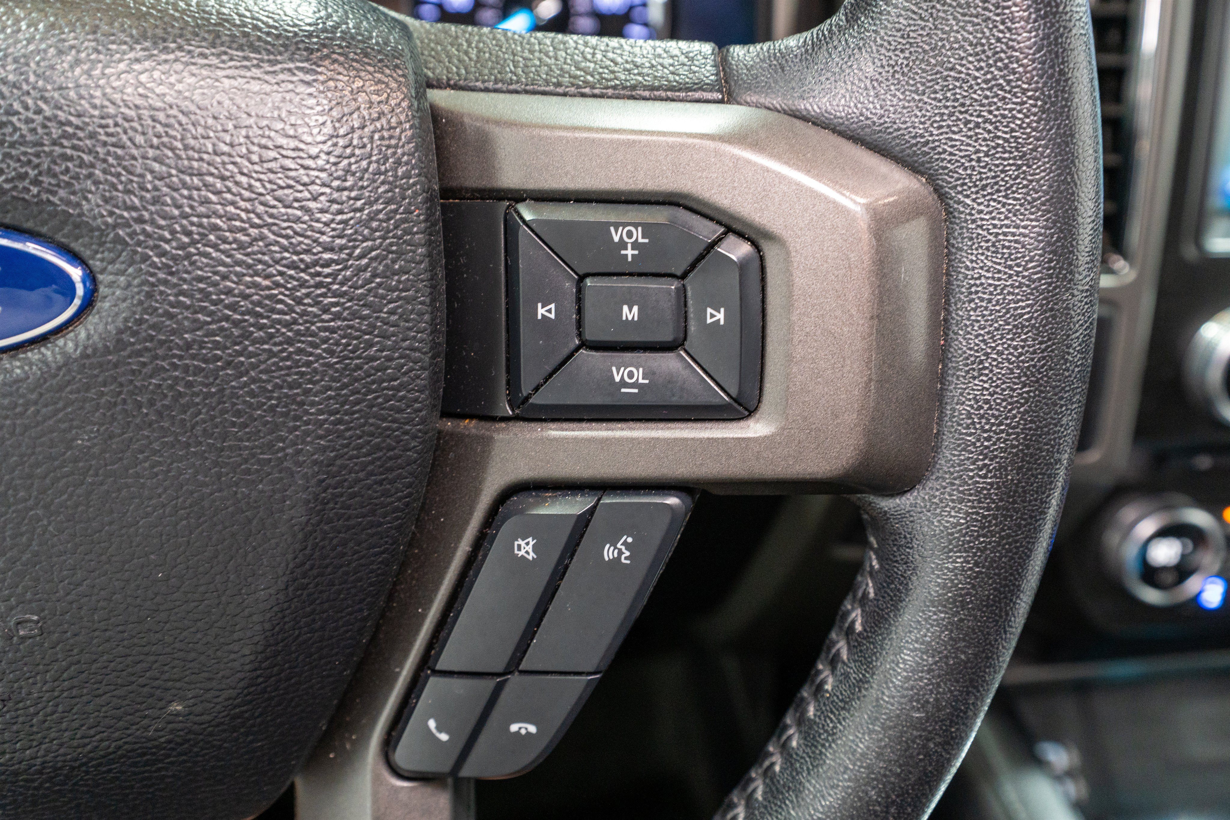 Used 2018 Ford Expedition Max XLT w/ Equipment Group 202A RWD image 24