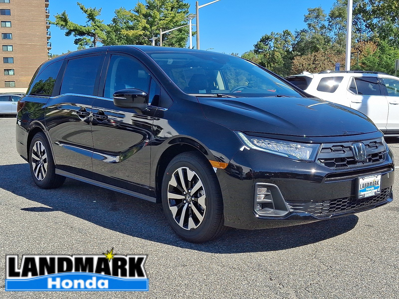 New 2027 Honda Odyssey EX-L image 3