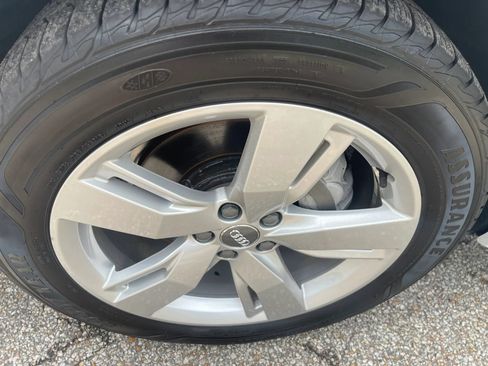 Used 2019 Audi Q5 2.0T Premium Plus AWD/4WD image 9