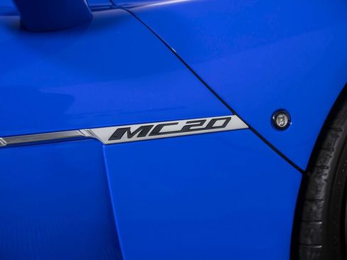 Used 2022 Maserati MC20 Coupe image 15