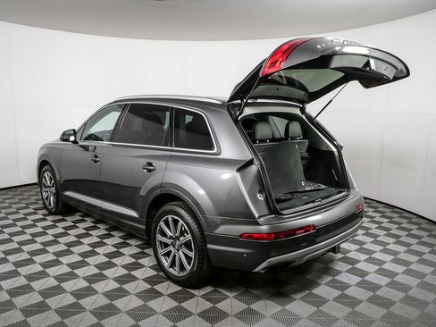 Used 2019 Audi Q7 3.0T Premium Plus w/ Premium Plus Package AWD/4WD image 36