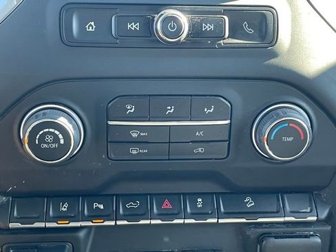 Used 2024 Chevrolet Silverado 2500 Custom w/ Custom Value Package image 5