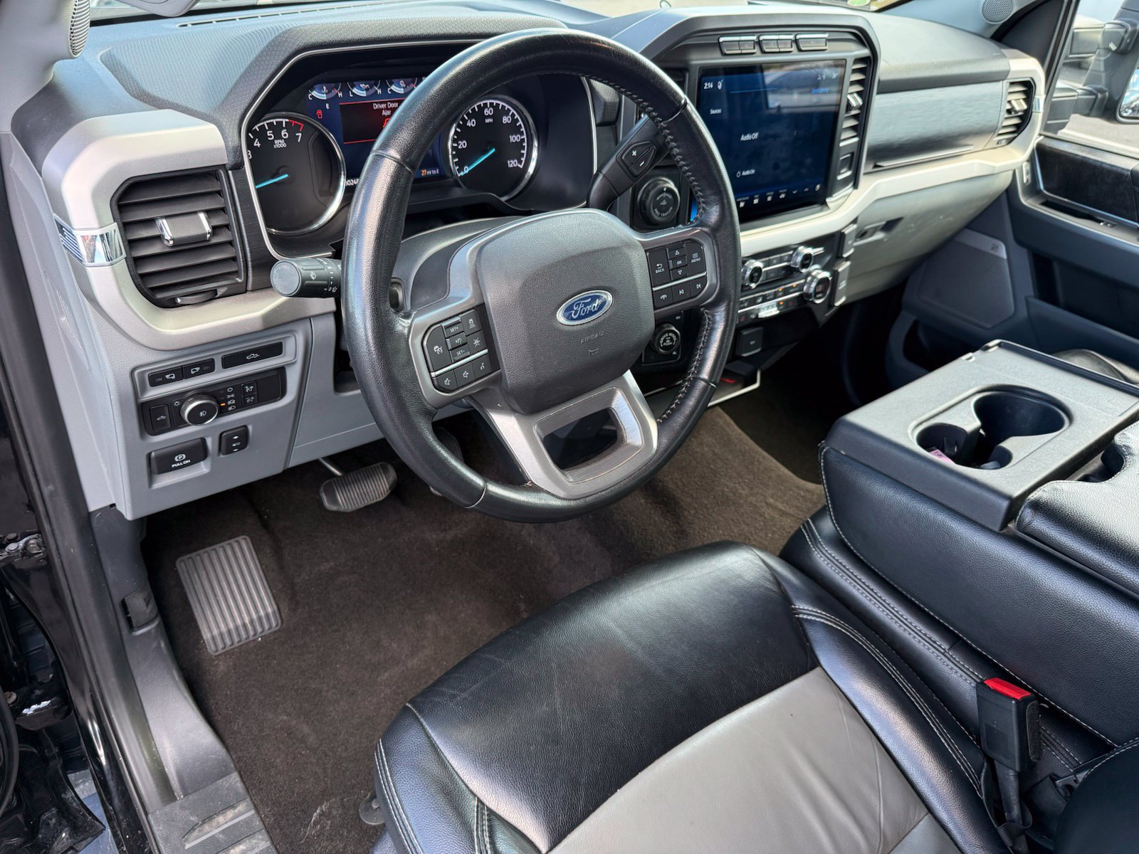 Used 2021 Ford F150 XLT w/ Equipment Group 302A High AWD/4WD image 9