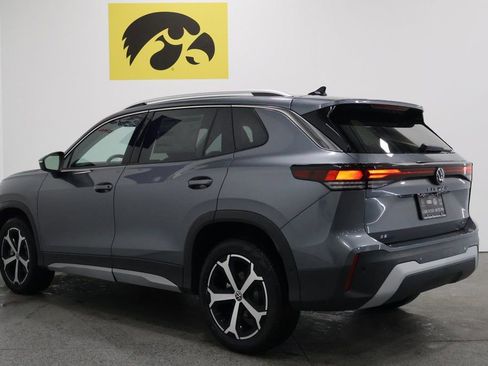 New 2026 Volkswagen Tiguan SE image 9