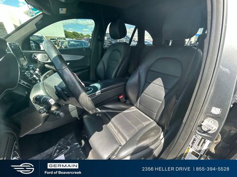 Used 2019 Mercedes-Benz GLC 300 4MATIC image 14