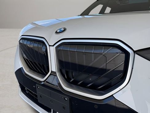 Used 2025 BMW X3 xDrive30i AWD/4WD image 2