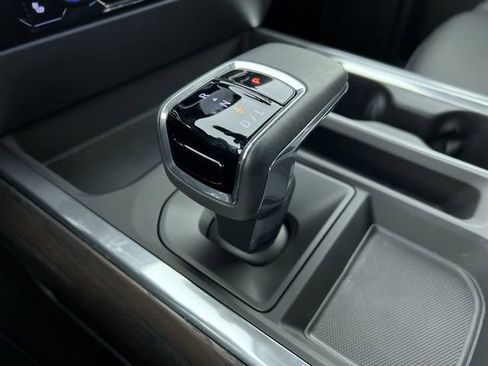 Used 2026 GMC Sierra 1500 SLT w/ SLT Premium Plus Package image 16