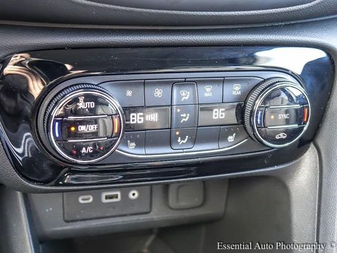 Used 2022 Buick Encore GX Essence w/ Experience Buick Package image 20