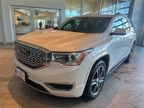 Used 2018 GMC Acadia Denali w/ Technology Package image 7