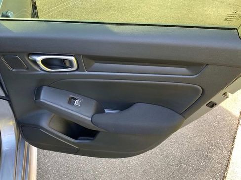 Used 2024 Honda Civic Sport image 31