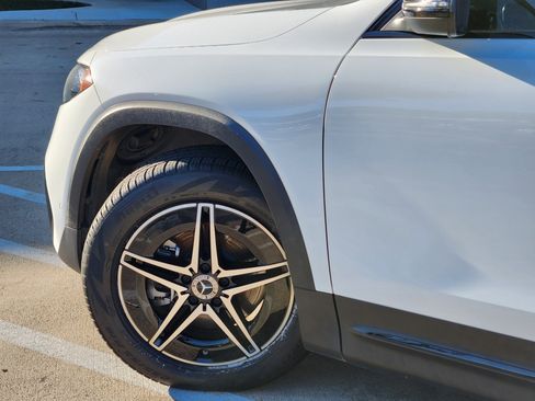 Used 2023 Mercedes-Benz EQB 300 300 image 6