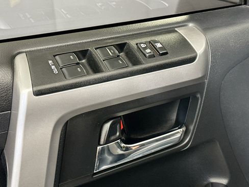 Used 2022 Toyota 4Runner SR5 image 15