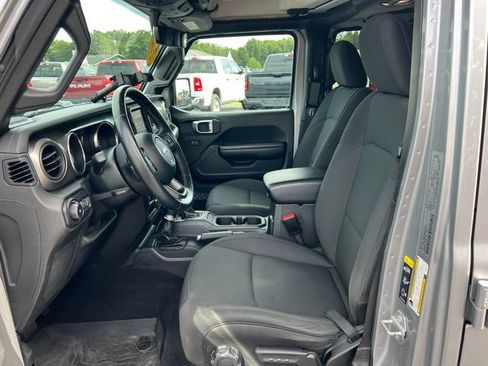 Used 2021 Jeep Wrangler Unlimited Sport AWD/4WD image 4