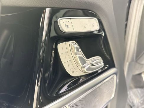 Used 2025 Mercedes-Benz G 550 image 21