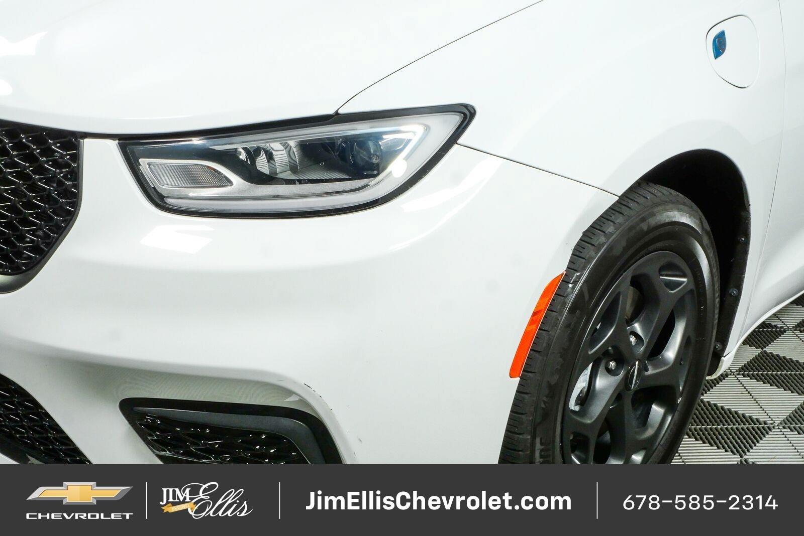 Used 2022 Chrysler Pacifica Touring-L w/ S Appearance Package FWD image 37